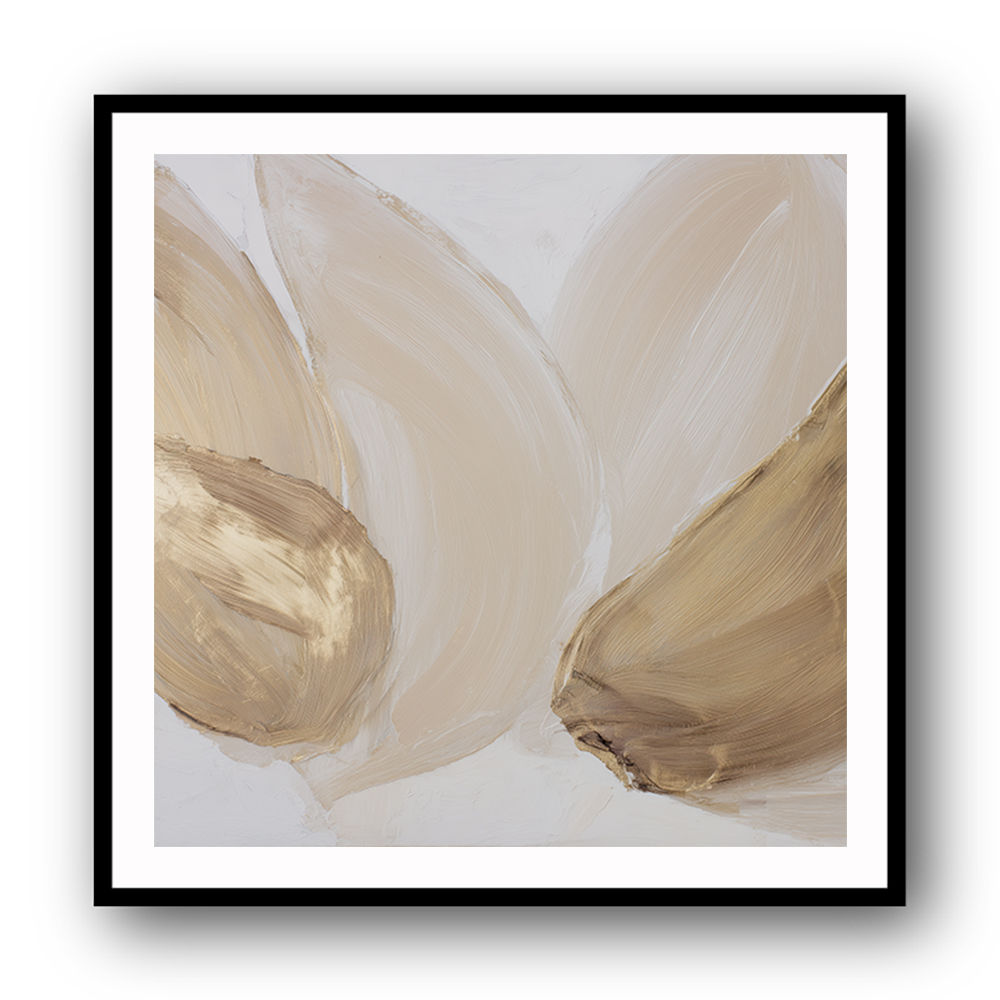 Abstract Minimalist Artwork With Three Large Overlapping Ovals 7