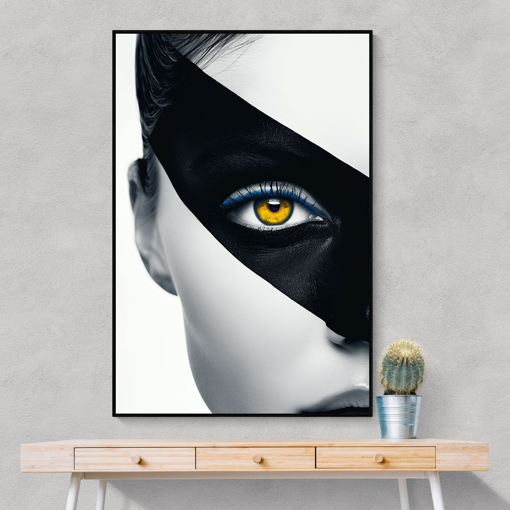 Face Striped in Black 2