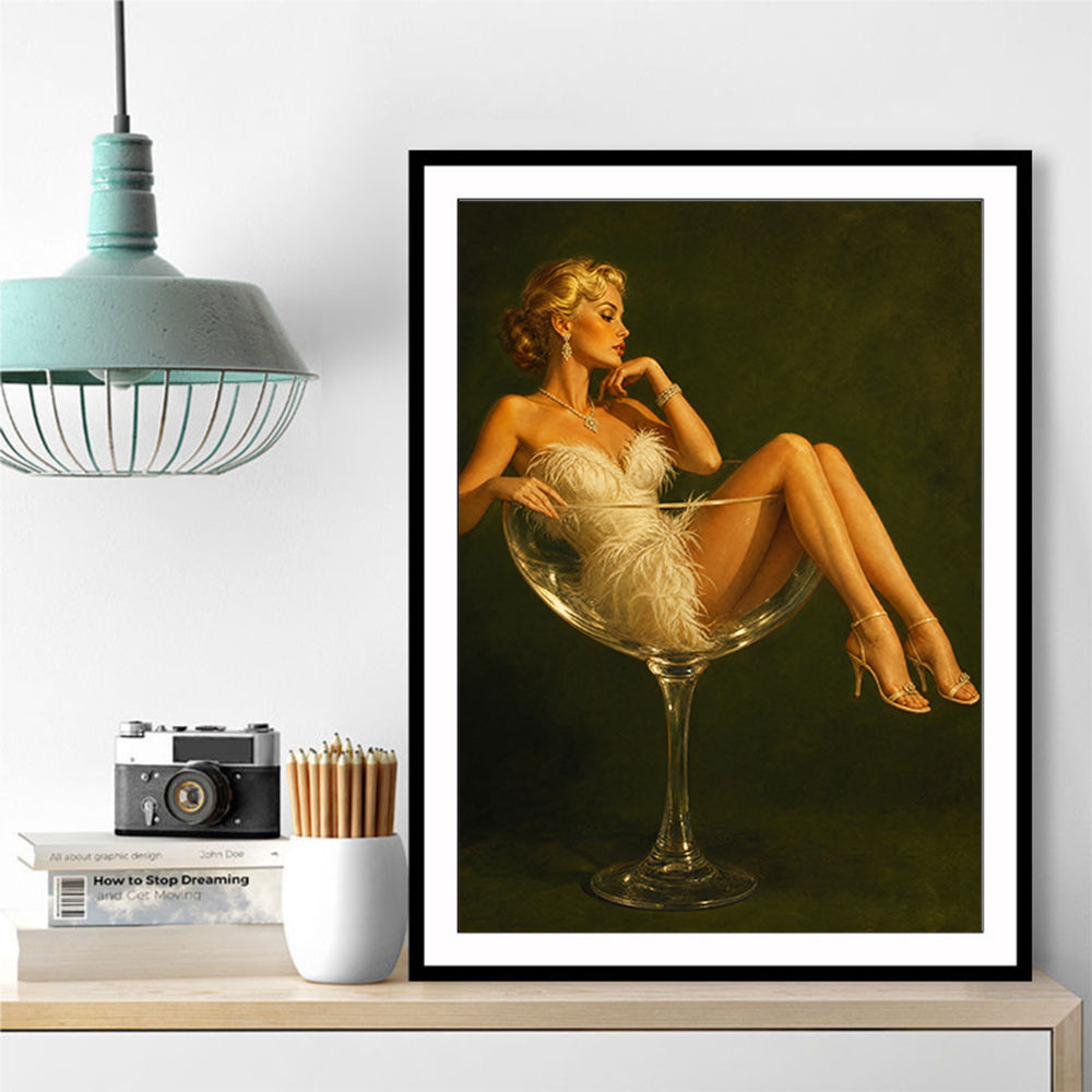 Feathered in Champagne – Vintage Glamour Wall Art